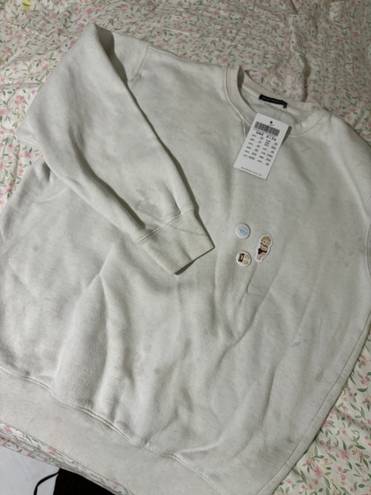 Brandy Melville Light Heather Grey Crew Neck Oversized Sweatshirt