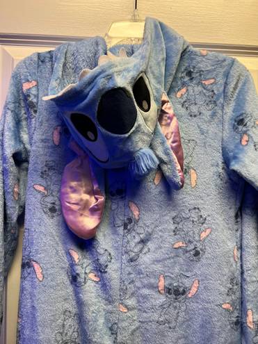 Disney stitch onesie size xs excellent condition