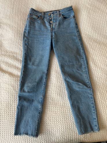 Levi’s Wedgie Straight Jeans