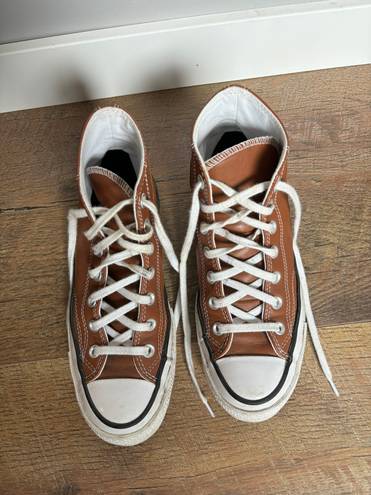 Converse Brown