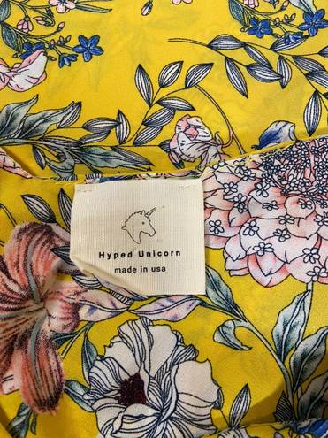 Hyped Unicorn Cold Shoulder Blouse Yellow Size L Bohemian Coastal Cottage Floral