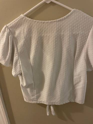 Francesca's white button up Cropped Blouse