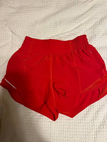 Lululemon Hotty Hot Short High-Rise 2.5”