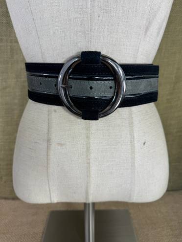 White House | Black Market WHBM Wide Black And Gray Leather Suede Belt S 27-31 Inches 