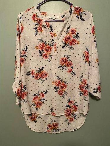 Black Rainn  Floral Polka Dot 3/4 Sleeve V Neck Top Size Medium NWOT