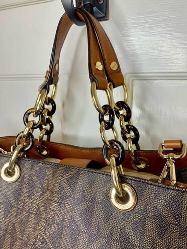 Michael Kors COPY -  EUC Cynthia Satchel & Crossbody Bag Black & Brown Monogram …