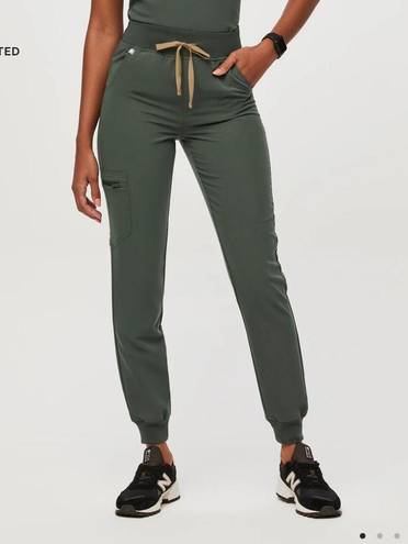 FIGS Scrubs High Rise Zamora Joggers