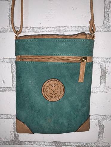 Chateau Adjustable Crossbody Bag