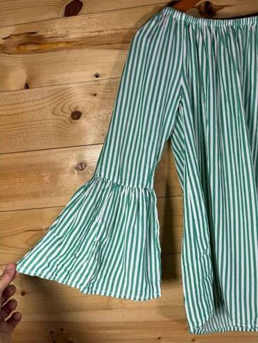 BeachLunchLounge  Women's Size XS Green Striped Bell Sleeve Off Shoulder Blouse