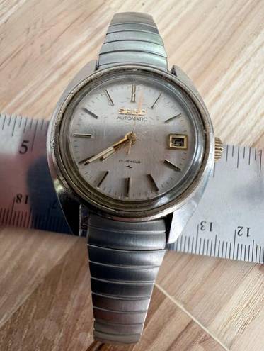 Seiko  Ladies Automatic Watch Rare Vintage 17 Jewels New Stretch Bracelet