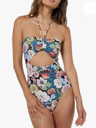 O'Neill New. O’Neill floral one piece. Small. Retails $99