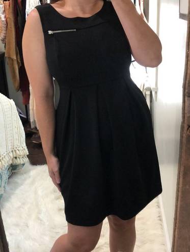 Cynthia Rowley  size 8 fit & flare cocktail dress