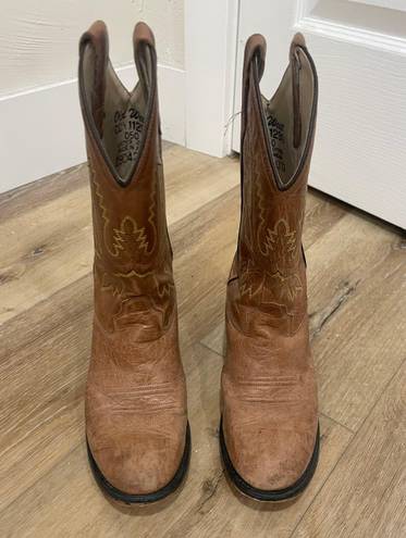 Cowboy Boots Brown Size 6