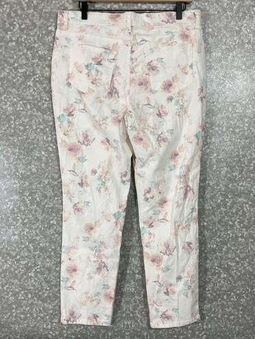 Style & Co  Plus Size Petite White Floral Slim Leg Jeans - Size 14P - High Waist