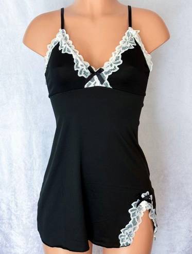 Boutique Black & White, Laced Hem, Night Slip