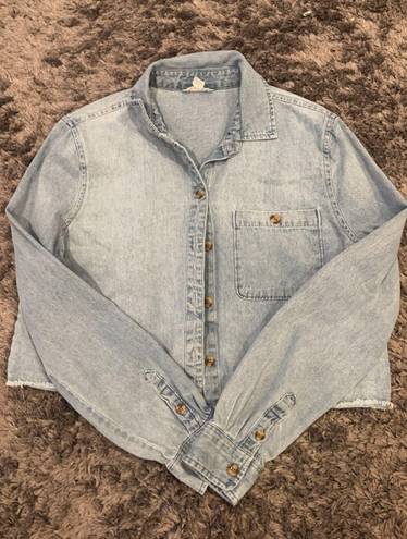 Aeropostale Cropped Light Wash Denim Jacket