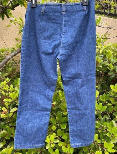 DKNY 👖 CAPRI JEANS Size 8 Side Zip with belt loops & flat front. GUC