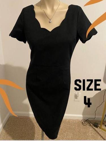 Sis Sis  BLACK SCALLOPED DESIGN DRESS SIZE 4🛍WORN ONCE.