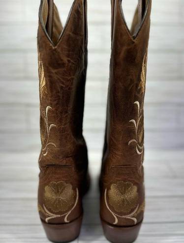 Shyanne  Women’s Western Floral Embroidered Leather Cowgirl Boots Size 7