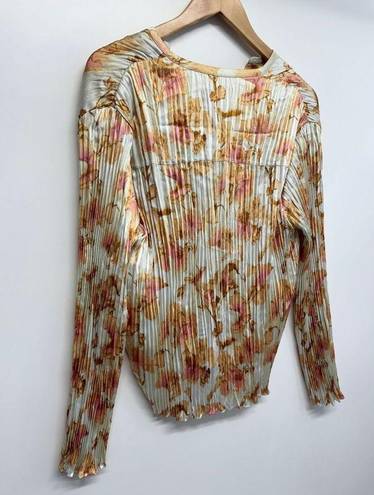 Vince  Blouse Size Medium Flora Crushed Long Sleeve Textured Satin Shirt V Neck