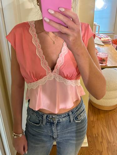 Le lis Pink Lace Top