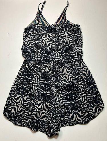 One Piece Aida Be size small women’s  shorts romper w/ adjustable shoulder straps