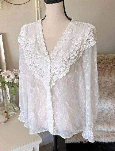 Anthropologie Eri + ali Anthro v neck button down cottage prairie floral embroidery blouse S