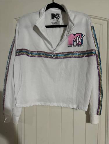 MTV Brand Vintage 2019 MTV  Juniors 15/17 Long Sleeve Cropped Shirt NWT