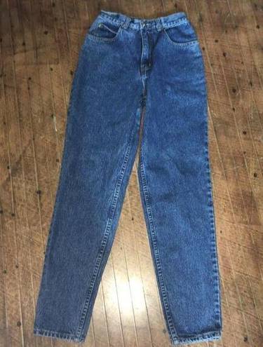  LawMan Vintage high rise mom size 7 jeans