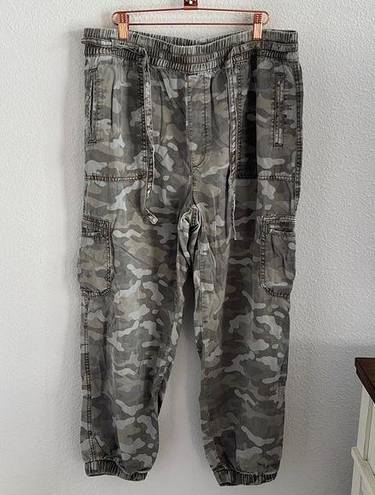 American Eagle  Camo Camouflage Elastic Waist Jogger Cargo Utility Large