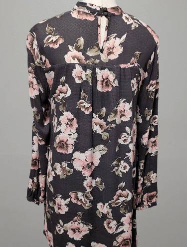 Charlie o . By Kinnucans taupe floral tunic dress size medium