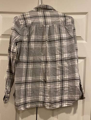 Old Navy the Classic Shirt Flannel Shirt