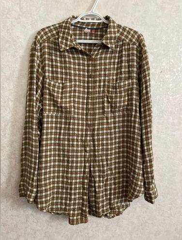 Pilcro  women's large long sleeve plaid button down top