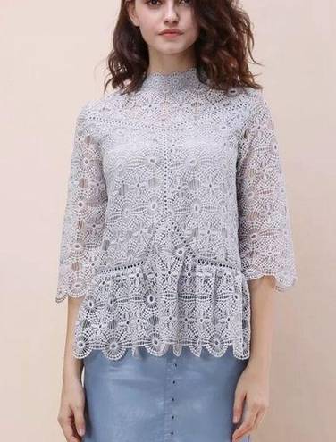 Wish Chic  women's size crochet grey blouse, scalloped edges