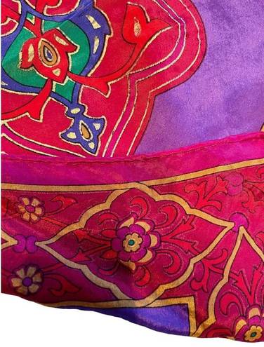 Oscar de la Renta  STUDIO VINTAGE Silk Scarf Square Paisley Purple Gold Trim EUC