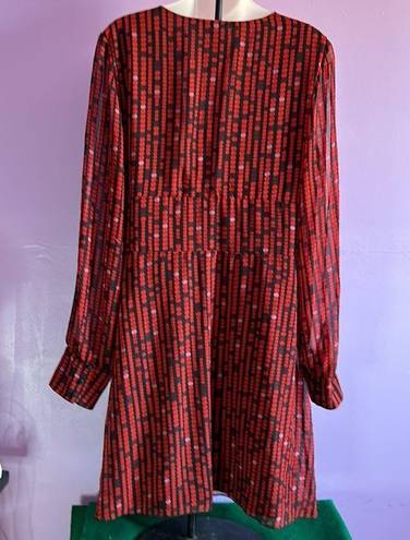 Frederick's of Hollywood FREDERRICK'S of Hollywood Red/Black Long Sleeve V-Neck Dress Size 16