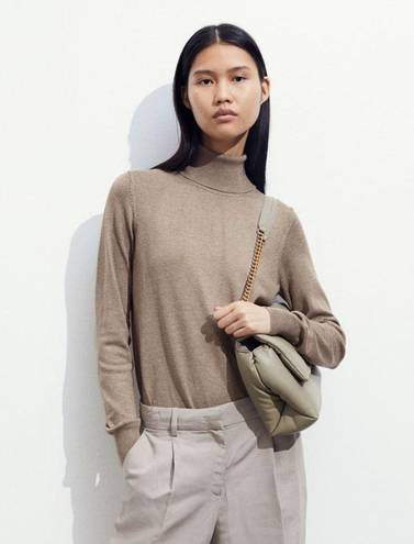 H&M  Turtleneck Sweater