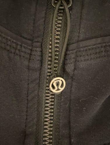 Lululemon Black  Full-Zip Scuba Hoodie Size 4