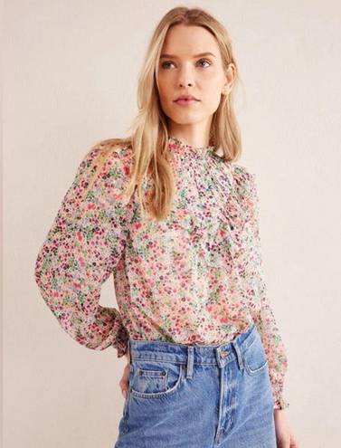 Petal Boden V Yoke Flounce Top Gardenia 