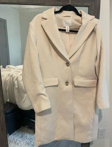 H&M  cream trench coat