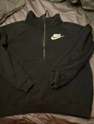 Nike Pullover Quarter-Zip