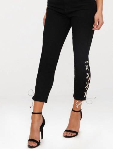 Pretty Little Thing : Cropped High Waisted Jeans