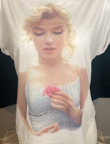 Marilyn Monroe Women’s T-shirt  Collection Official