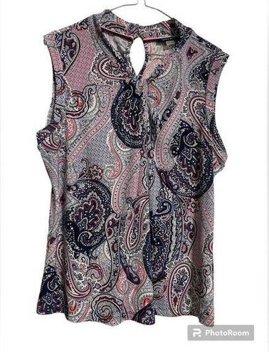 Tommy Hilfiger  women’s large bandana print sleeveless blouse with keyhole back