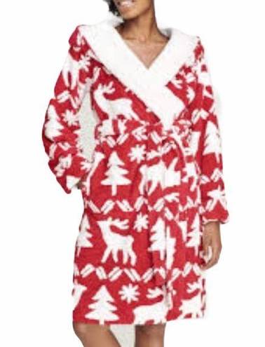 Vera Bradley  Reindeer Intarsia Fleece Robe, Red