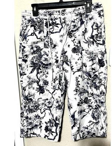 Krass&co Khakis &  Women's Convertible Capri Pants chinos sz 8 blue white floral