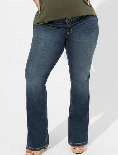 Torrid  Medium Wash Denim Mid Rise Lixe SLim Boot Jeans women's size 24