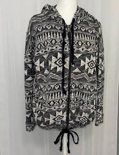 American Eagle Outfitters Hoodie Zip up Aztec Tribal Southwestern Navajo Geometric Print Pattern Sweater S