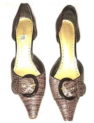 BCBGMAXAZRIA BCBG Girls Kitten Heels Size 7.5 Faux Alligator And