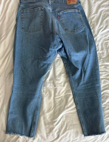 Levi’s 501 High-Waisted Jeans